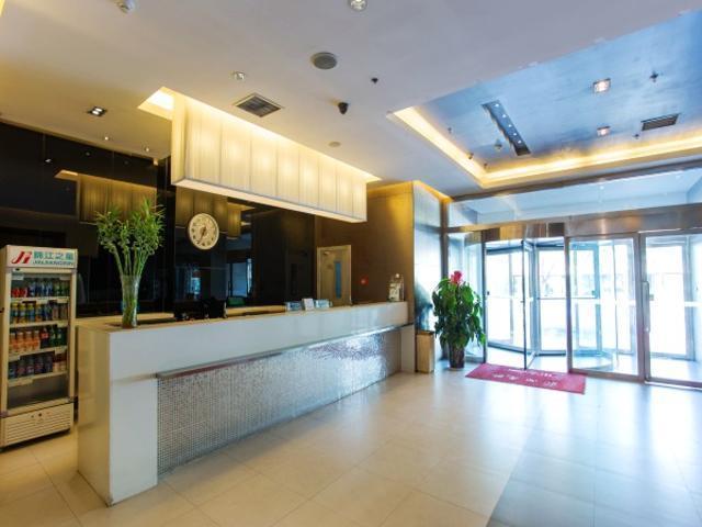 锦江之星银川新百购物中心机场大巴酒店 外观 照片